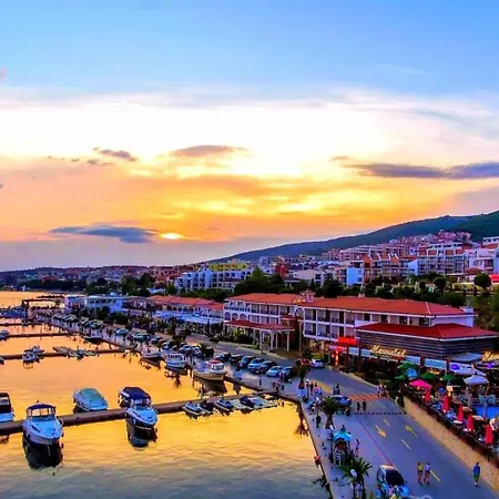Apollon7 Comfort Apartment Nesebar