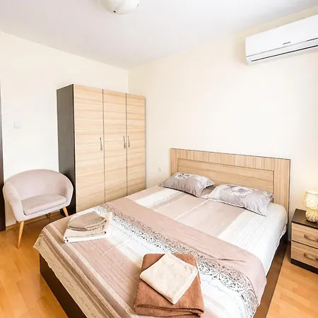 Apollon7 Comfort Apartment